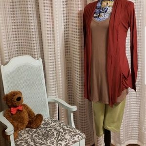 BOGO BNWT Sage Capri Leggings